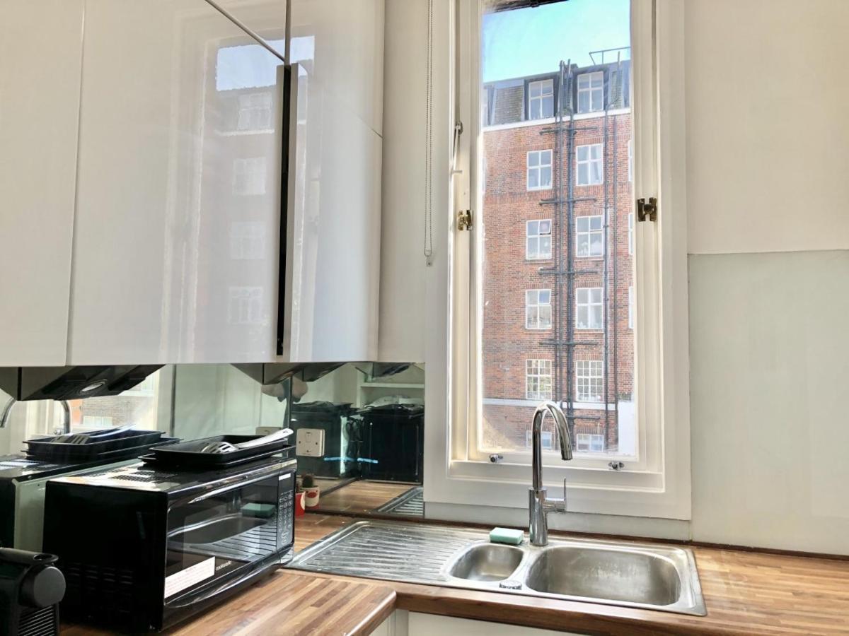 Bright one bedroom apartment in Chiswick Londen Buitenkant foto