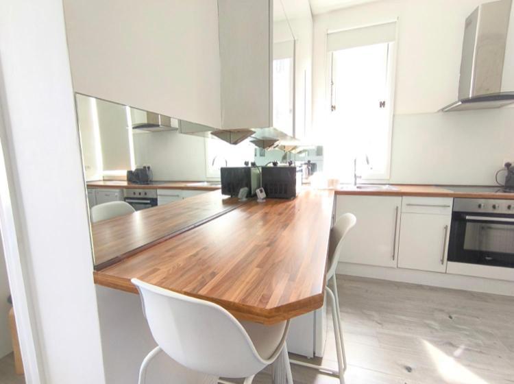Bright one bedroom apartment in Chiswick Londen Buitenkant foto